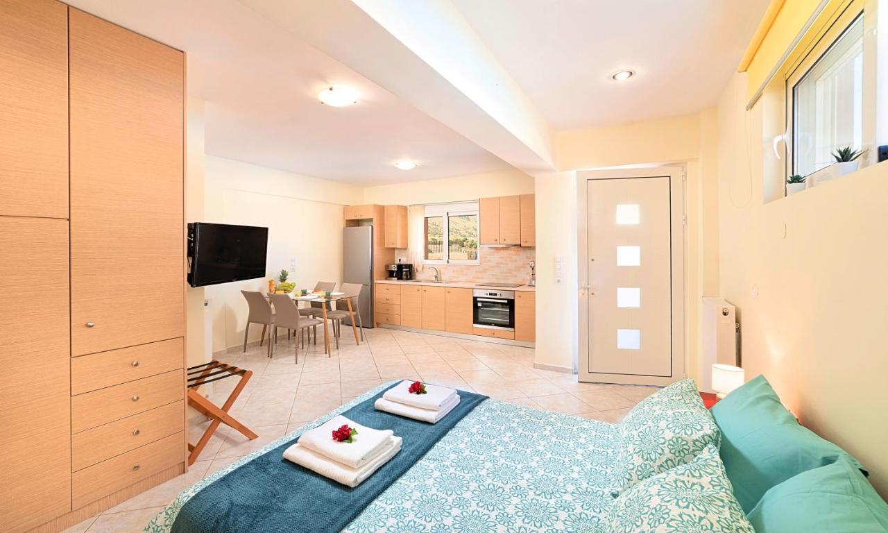 Villa Kermes Heated Pool Kournas Екстер'єр фото