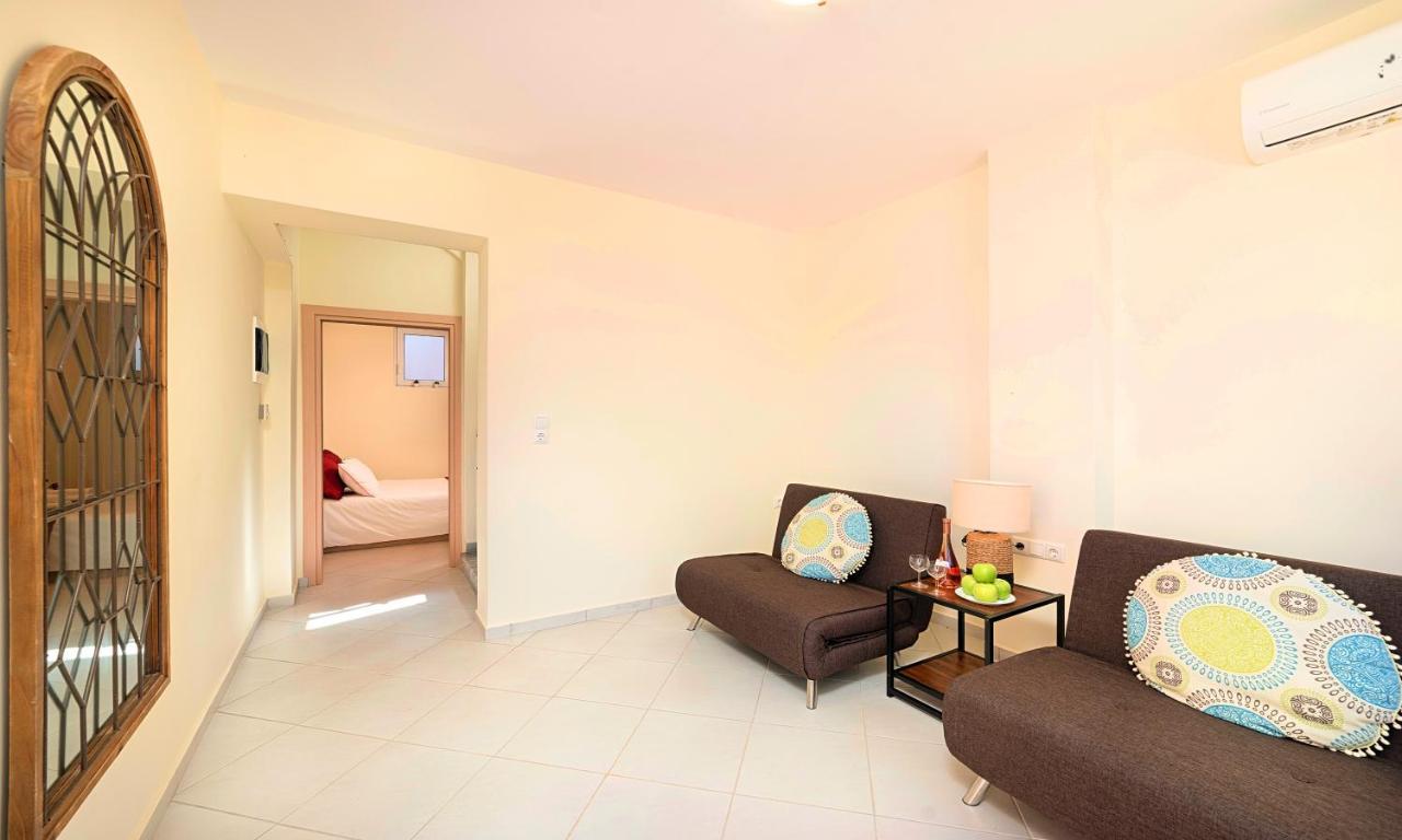 Villa Kermes Heated Pool Kournas Екстер'єр фото