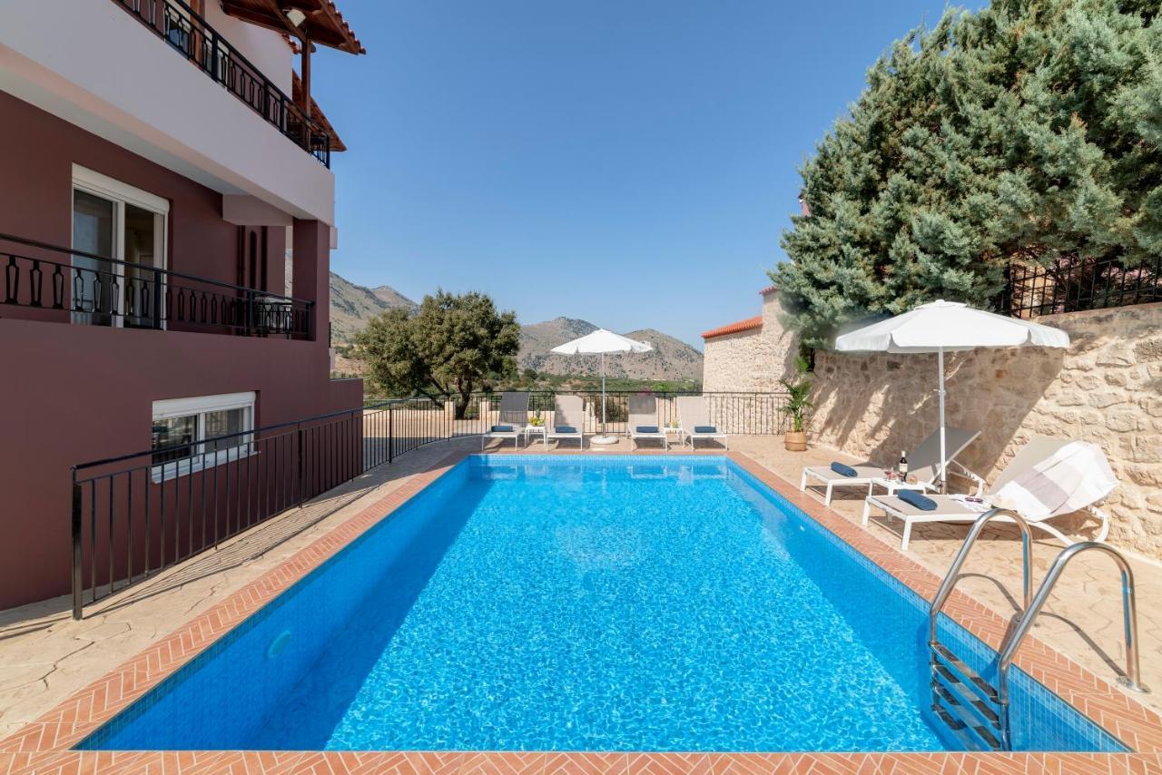 Villa Kermes Heated Pool Kournas Екстер'єр фото