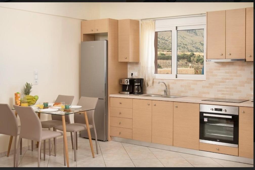Villa Kermes Heated Pool Kournas Екстер'єр фото