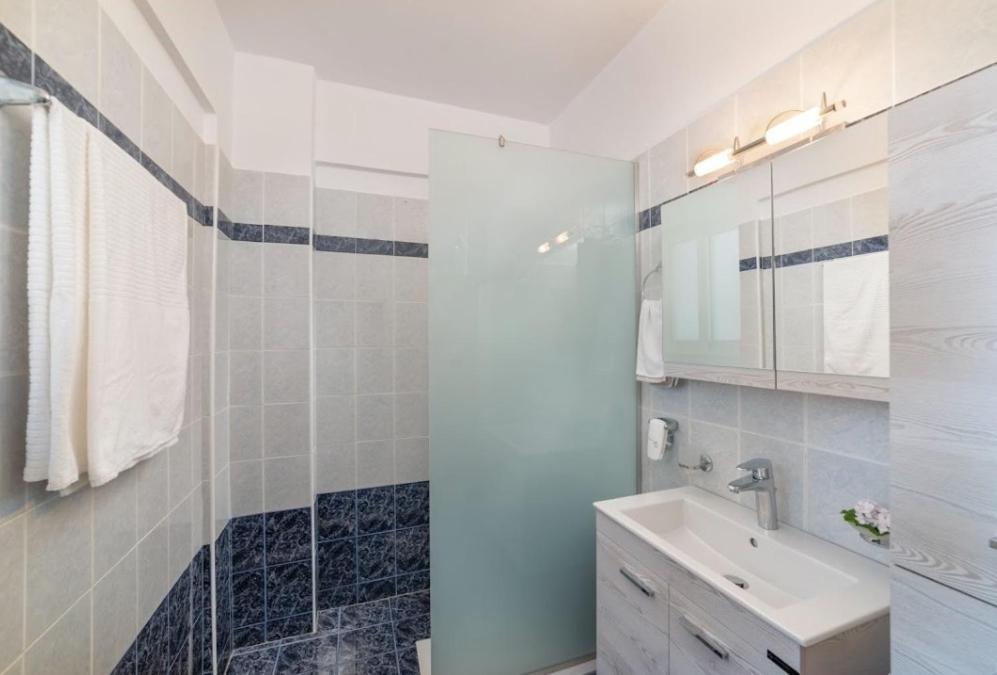 Villa Kermes Heated Pool Kournas Екстер'єр фото