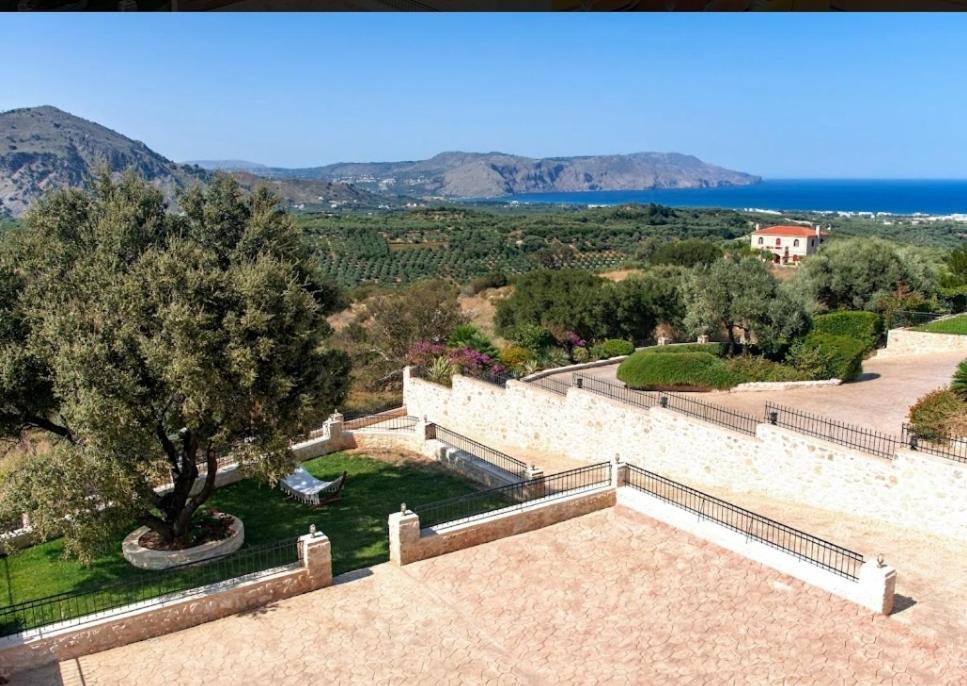 Villa Kermes Heated Pool Kournas Екстер'єр фото